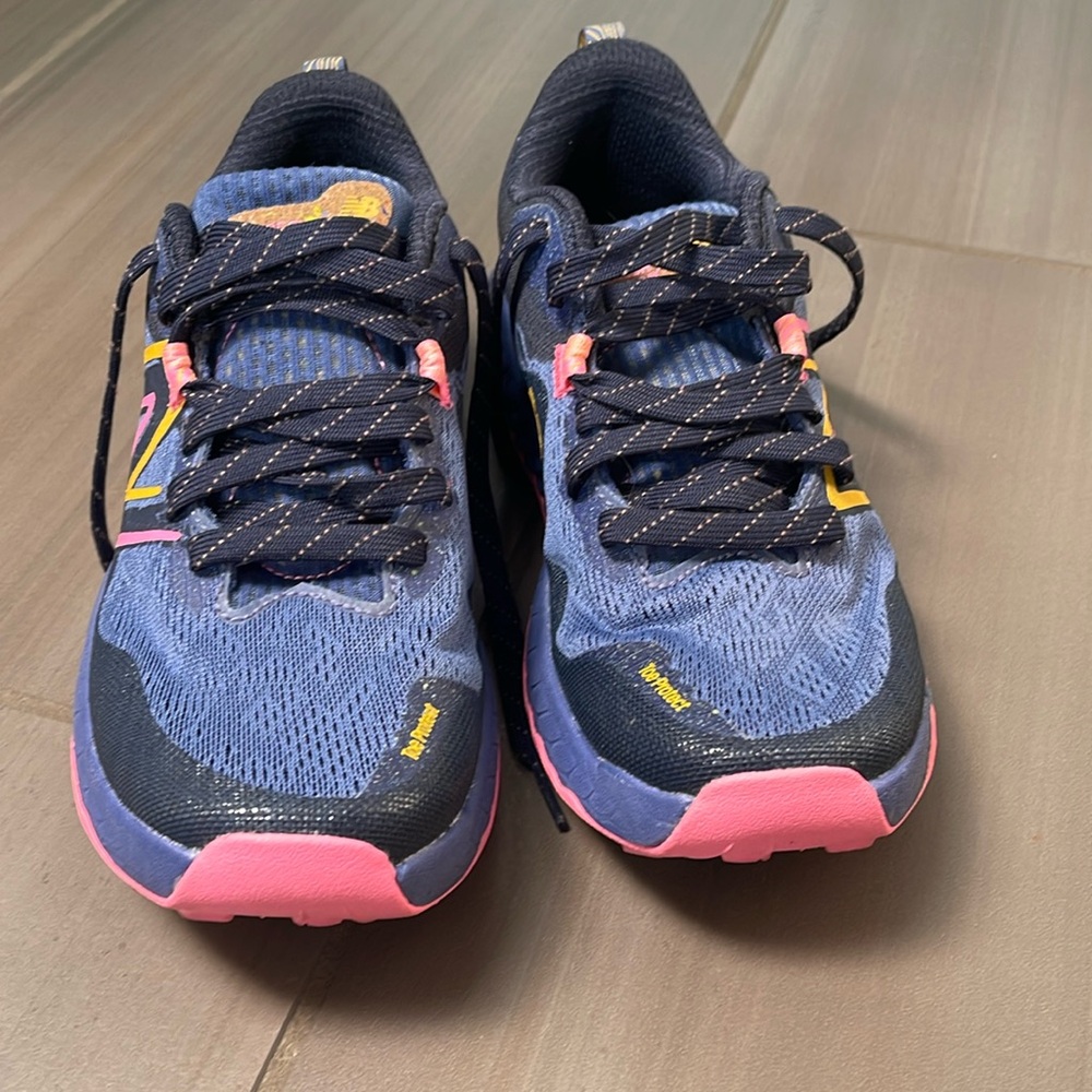 New Balance Women's Fresh Foam X Hierro V7 GTX Trail Running Shoe